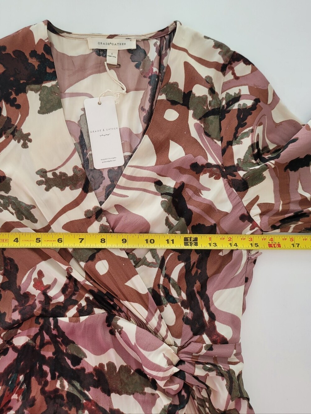 Grade & Gather Twist-Front Floral Maxi Dress in Blush and Olive Size S - Picture 8 of 16